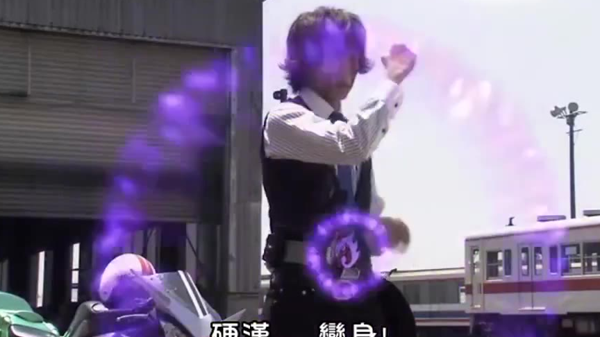 假面骑士joker初登场W第49集最终话翔太郎单人变身假面骑士王牌